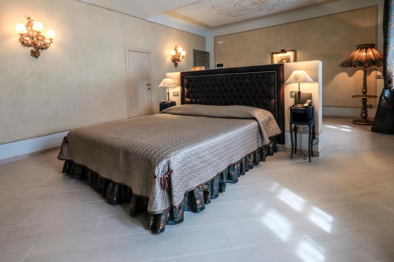 Relais Villa Prato Mombaruzzo ภายนอก รูปภาพ