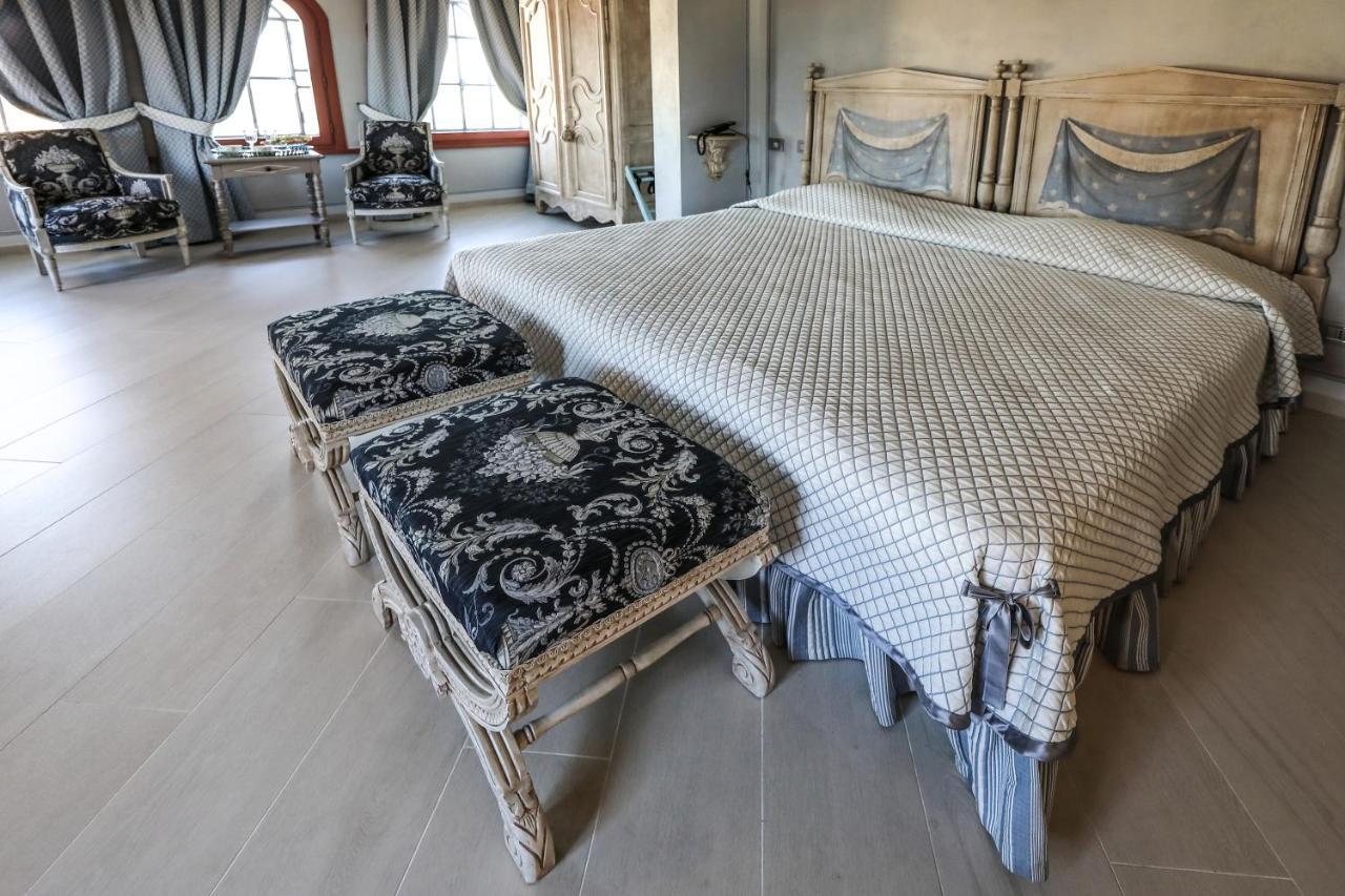 Relais Villa Prato Mombaruzzo ภายนอก รูปภาพ